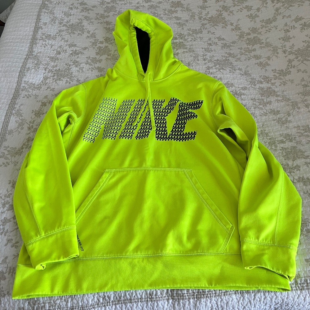 Nike Therma-Fit Hoodie